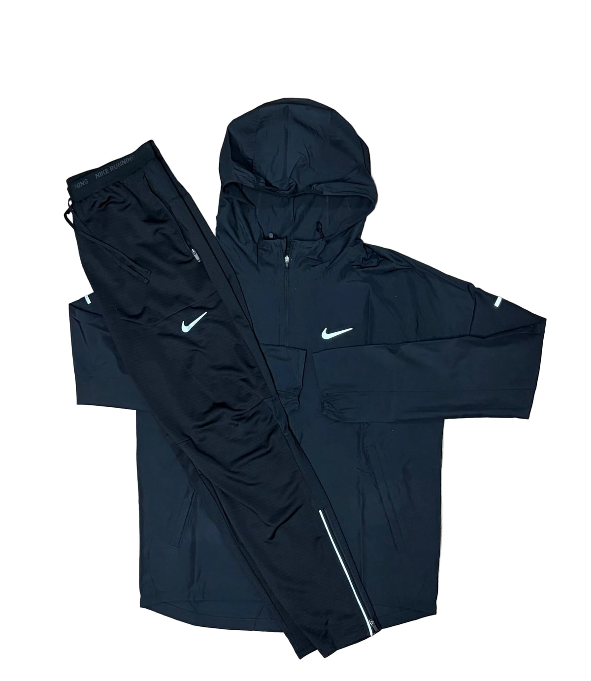 Nike Black Repel with Black Phenom