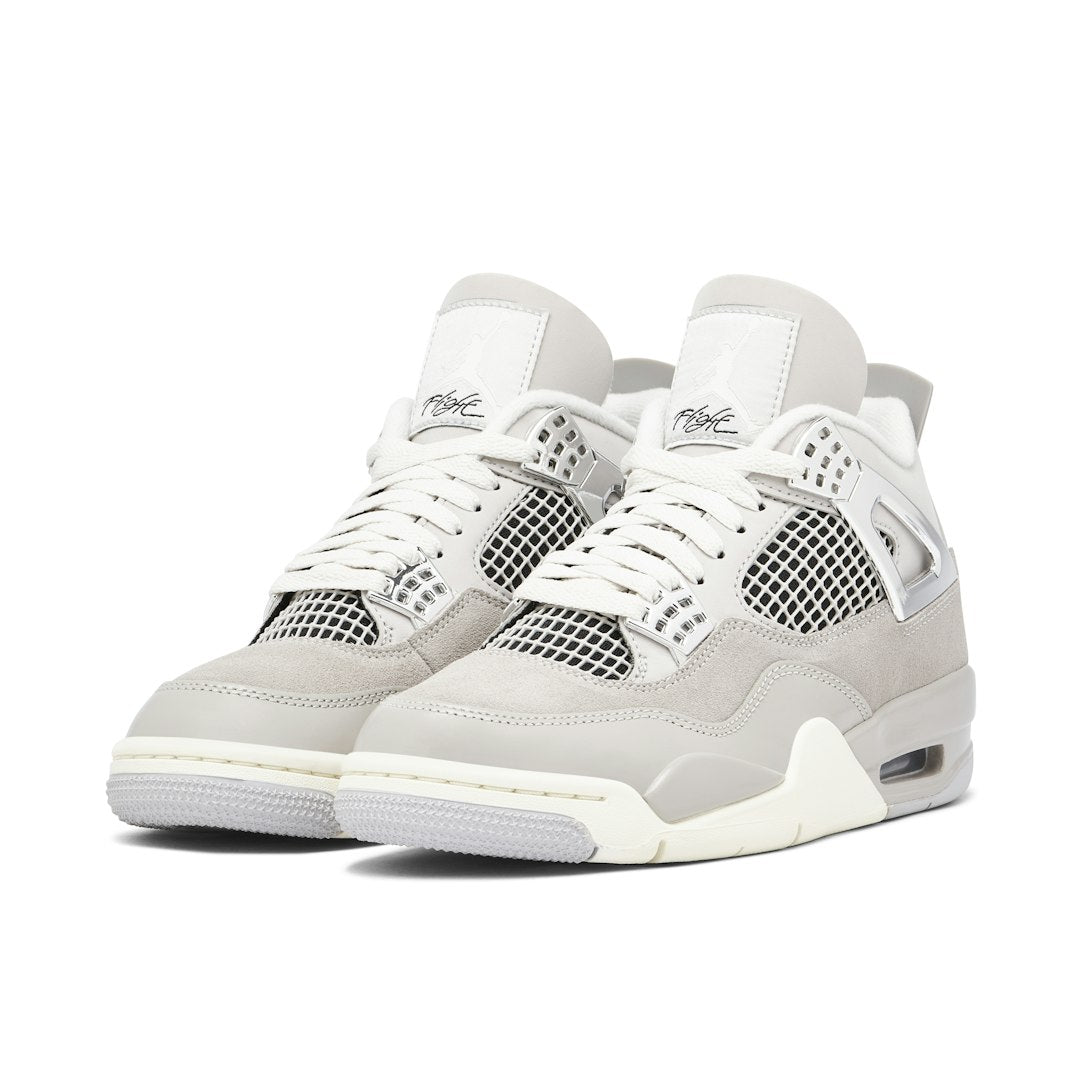 Air Jordan 4 Retro 'Frozen Moment'